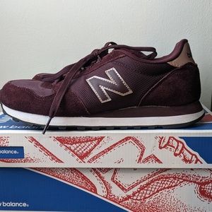 New Balance 311 Joggers Size 9